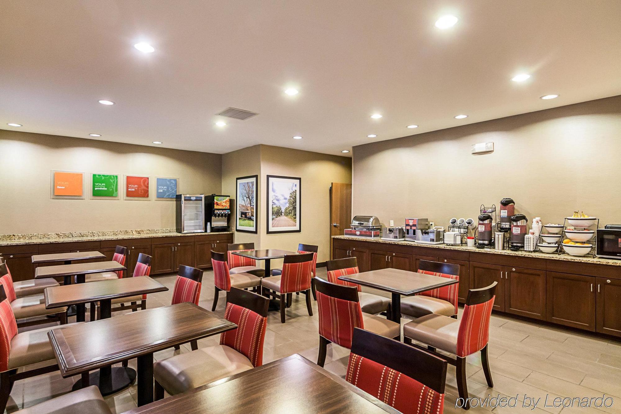 威奇托 东维奇塔康福特旅馆酒店 外观 照片